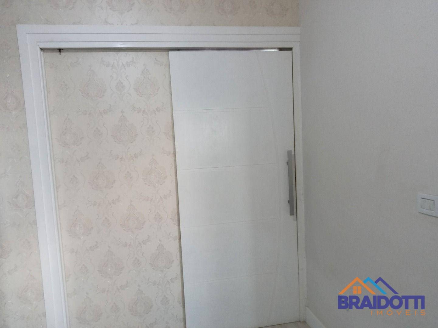 Apartamento à venda com 2 quartos, 70m² - Foto 11