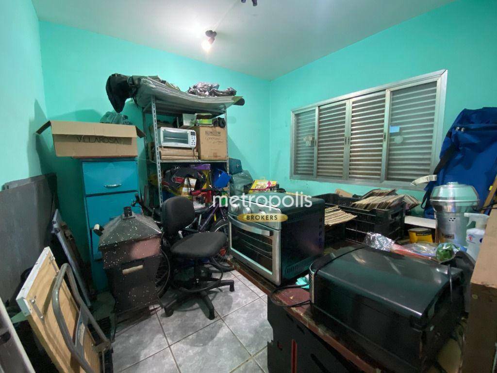 Sobrado à venda com 6 quartos, 270m² - Foto 70