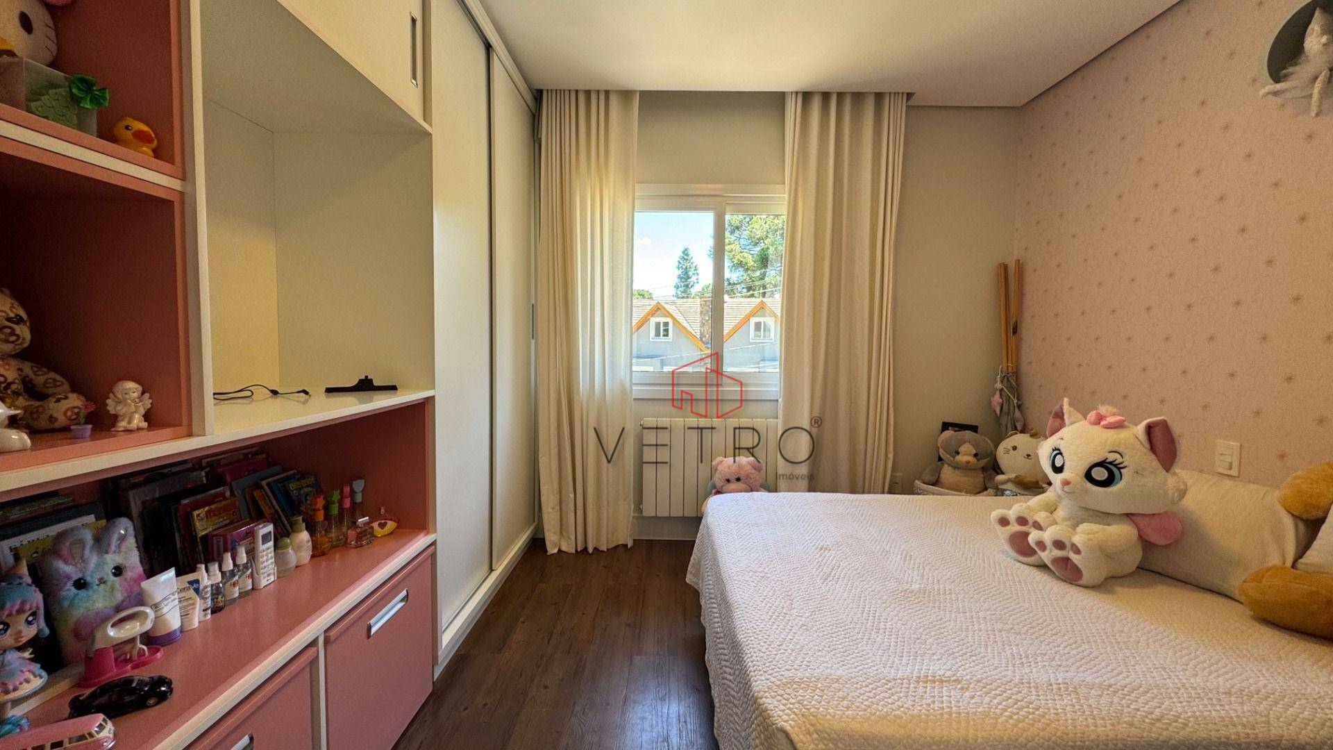 Casa à venda com 3 quartos, 300m² - Foto 35