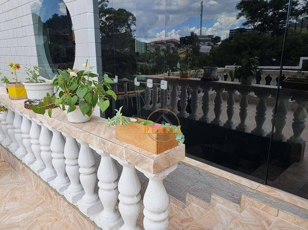 Casa de Condomínio à venda e aluguel com 3 quartos, 320m² - Foto 40