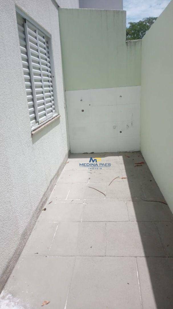 Casa à venda com 2 quartos, 60m² - Foto 23