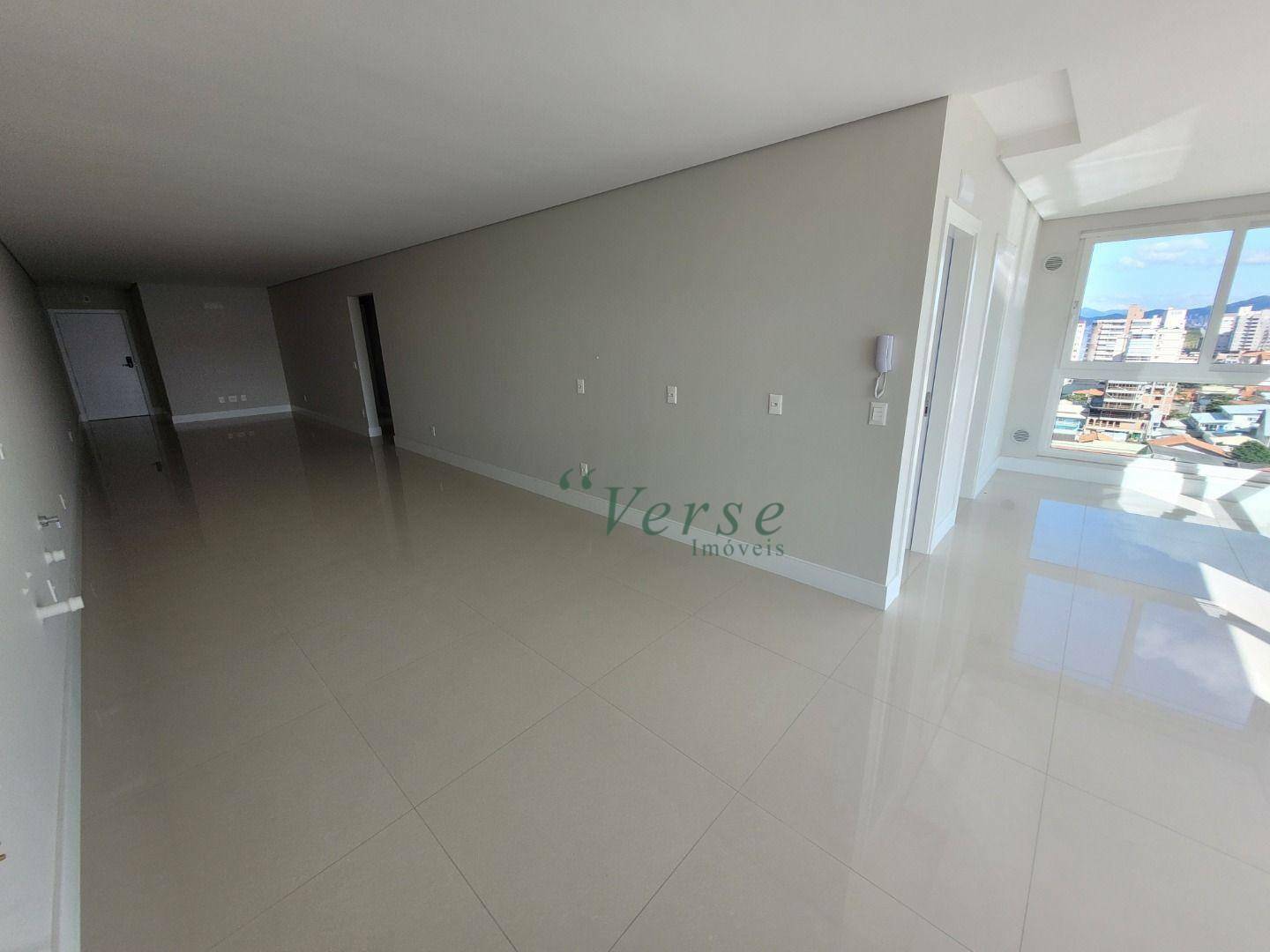 Apartamento à venda com 3 quartos, 137m² - Foto 5