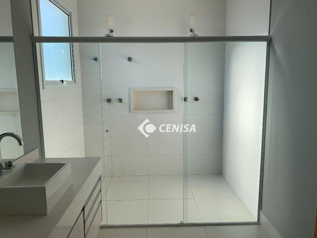 Casa de Condomínio à venda com 4 quartos, 333m² - Foto 33