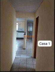 Casa à venda com 5 quartos, 300m² - Foto 2