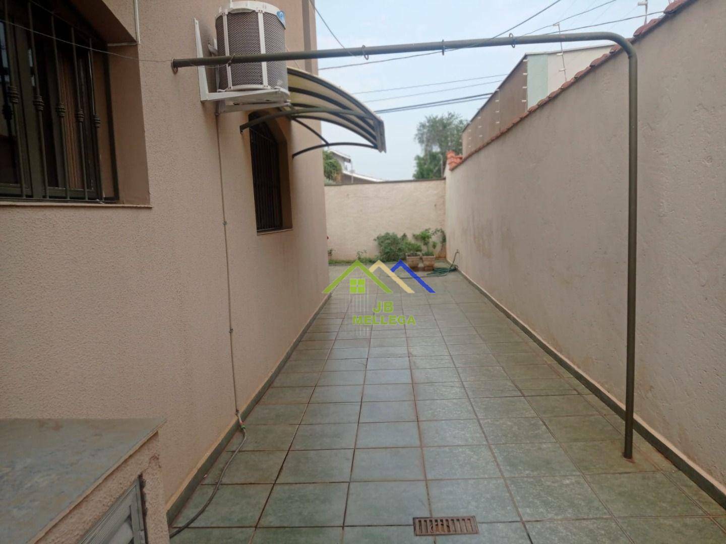 Sobrado à venda com 3 quartos, 298m² - Foto 28