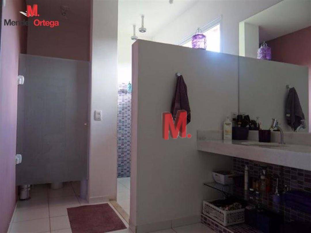 Chácara à venda com 5 quartos, 600m² - Foto 12