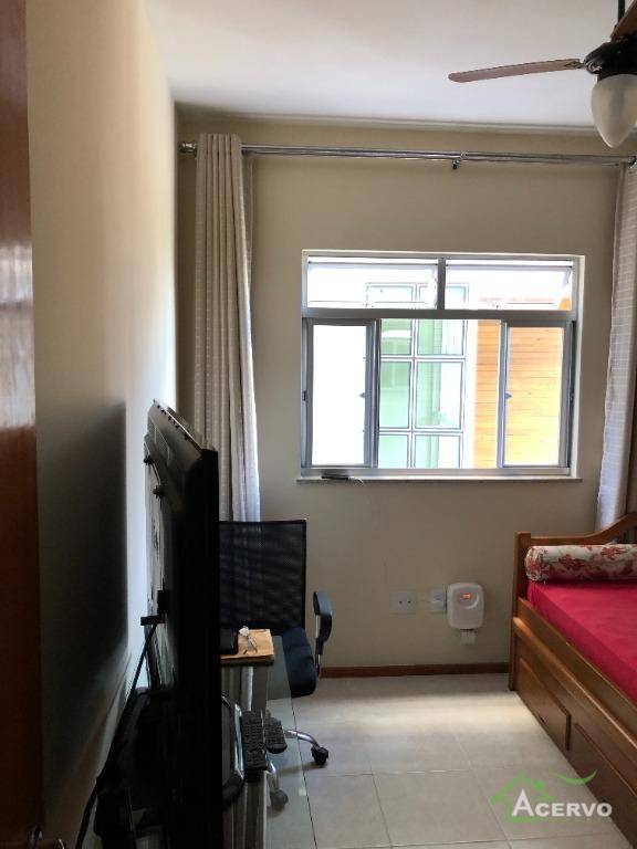 Apartamento à venda com 3 quartos, 118m² - Foto 11