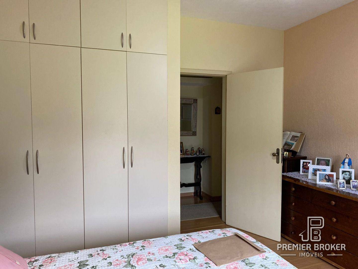 Casa à venda com 4 quartos, 132m² - Foto 15