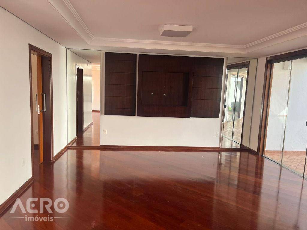 Sobrado para alugar com 3 quartos, 460m² - Foto 40