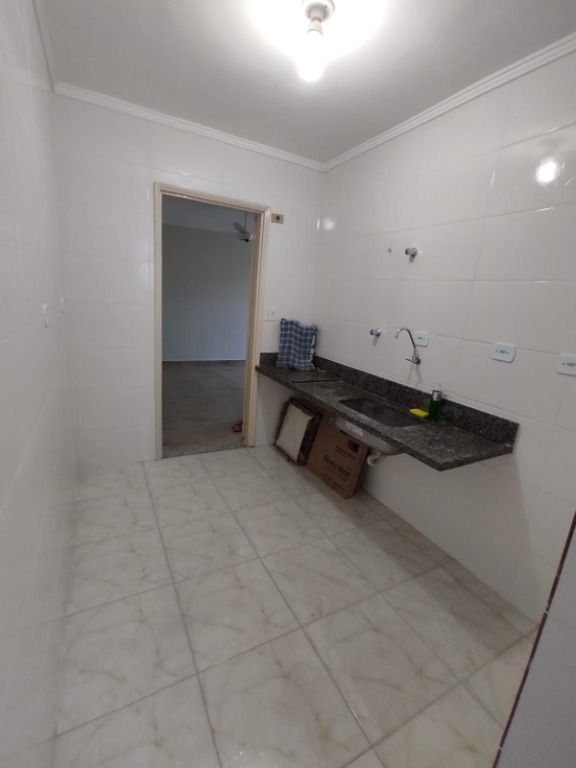 Apartamento à venda com 2 quartos, 68m² - Foto 23