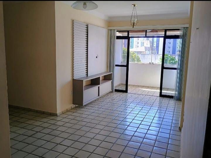 Apartamento à venda com 3 quartos, 110m² - Foto 8