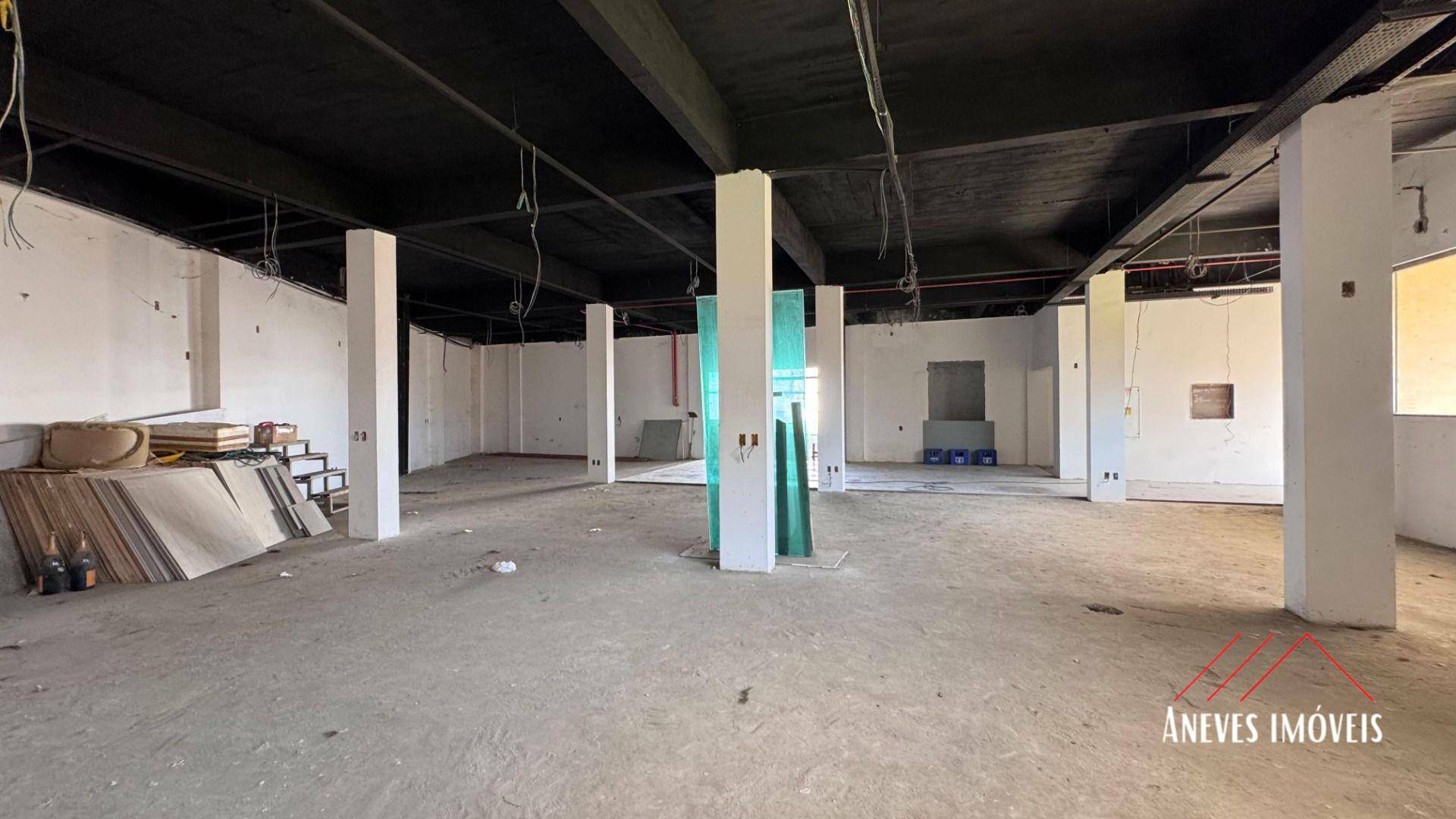 Prédio Inteiro para alugar, 1200m² - Foto 16