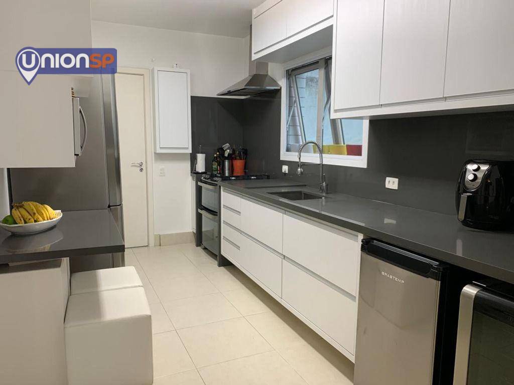 Apartamento à venda com 3 quartos, 168m² - Foto 13