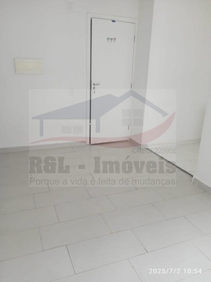 Apartamento para alugar com 2 quartos, 45m² - Foto 3