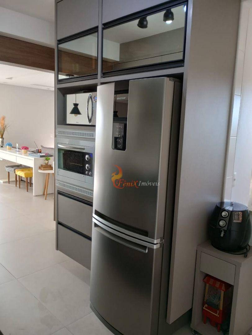 Apartamento à venda com 3 quartos, 119m² - Foto 4