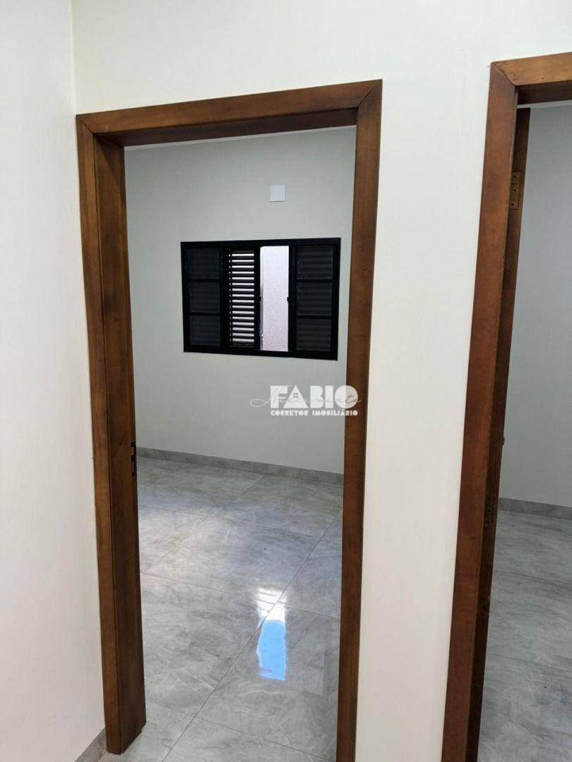 Casa à venda com 3 quartos, 95m² - Foto 10