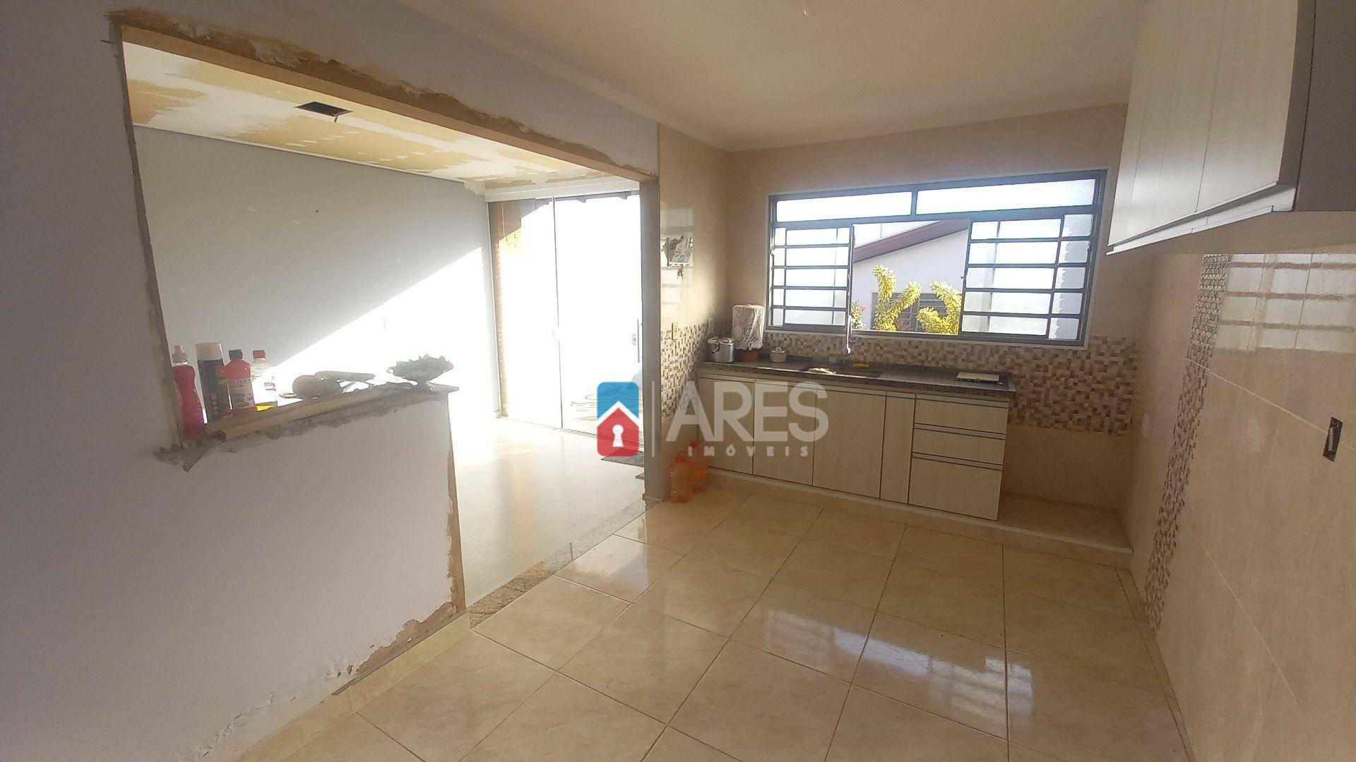 Casa à venda com 2 quartos, 160m² - Foto 10