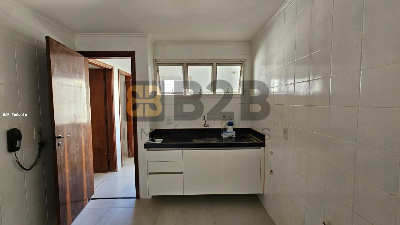 Apartamento à venda com 3 quartos, 96m² - Foto 6