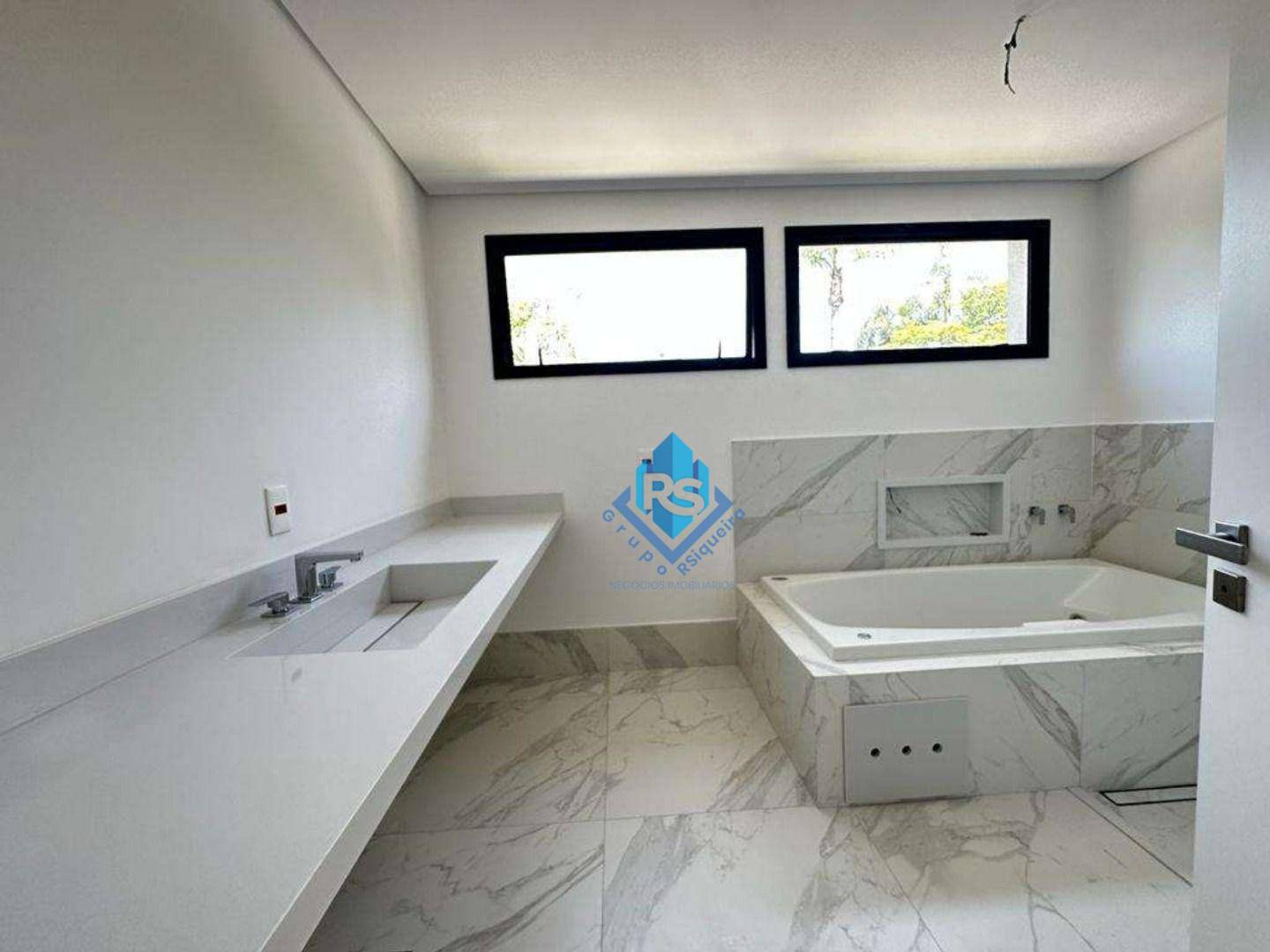 Sobrado à venda com 4 quartos, 943m² - Foto 28