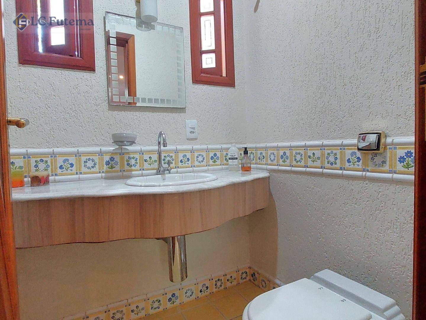 Casa de Condomínio para alugar com 4 quartos, 436m² - Foto 6