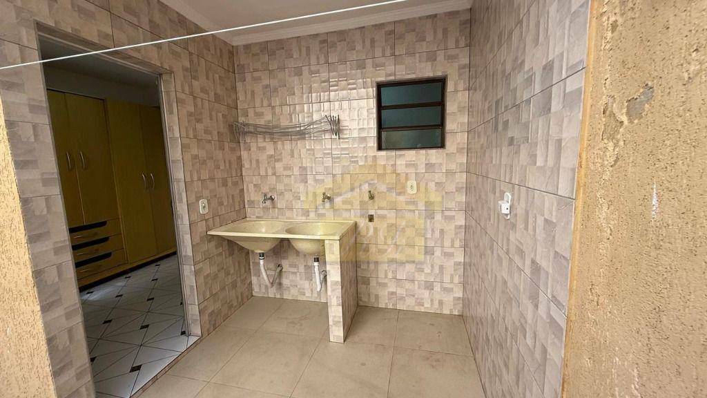 Sobrado para alugar com 3 quartos, 210m² - Foto 21