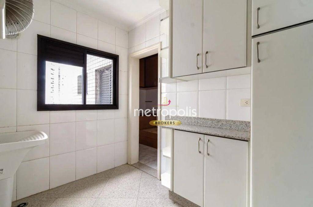 Apartamento à venda com 3 quartos, 184m² - Foto 4