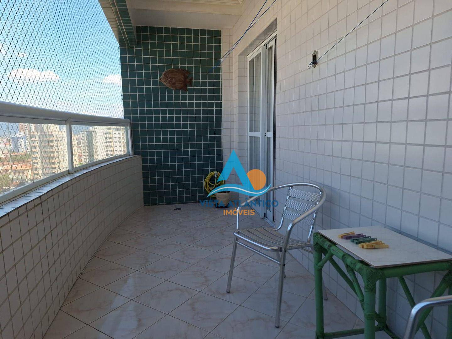 Apartamento à venda com 3 quartos, 130m² - Foto 4