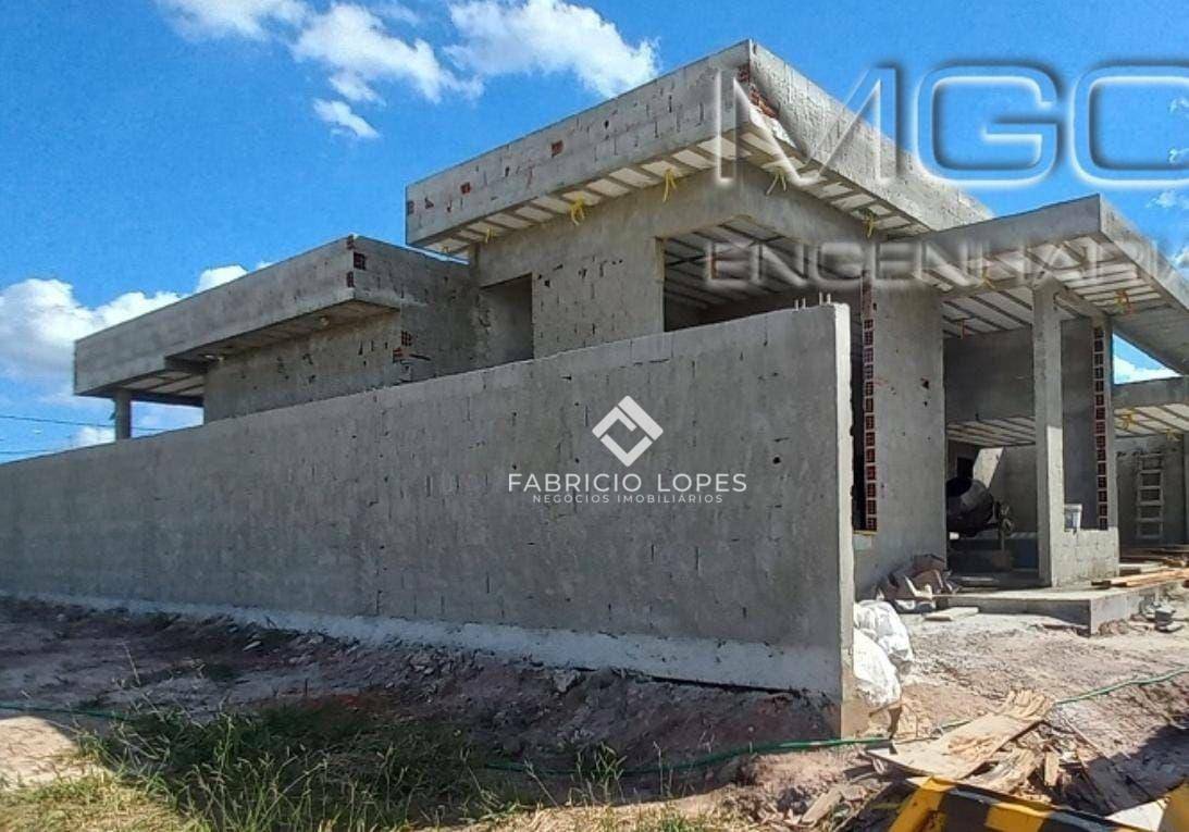 Casa à venda com 3 quartos, 225m² - Foto 4