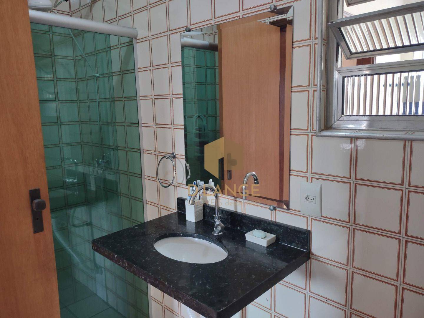 Apartamento à venda com 2 quartos, 70m² - Foto 24