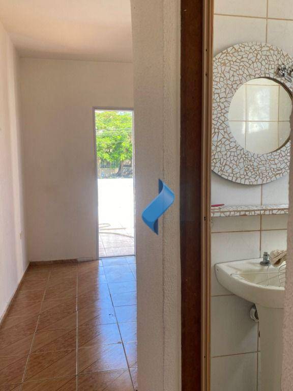 Casa à venda com 5 quartos, 292m² - Foto 19