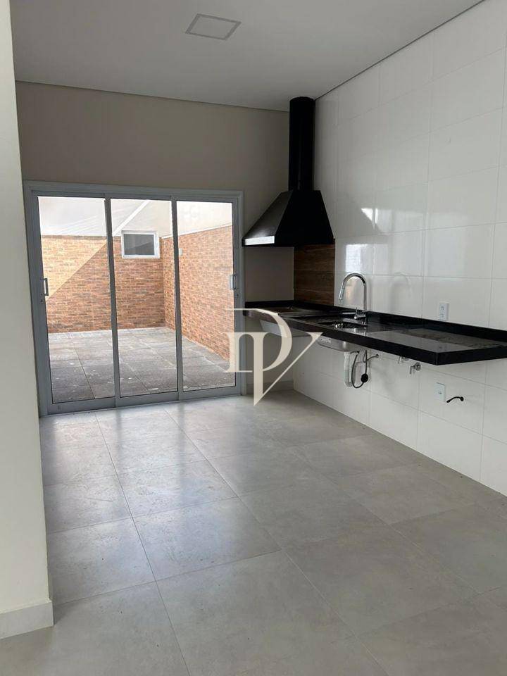 Casa à venda com 3 quartos, 116m² - Foto 10