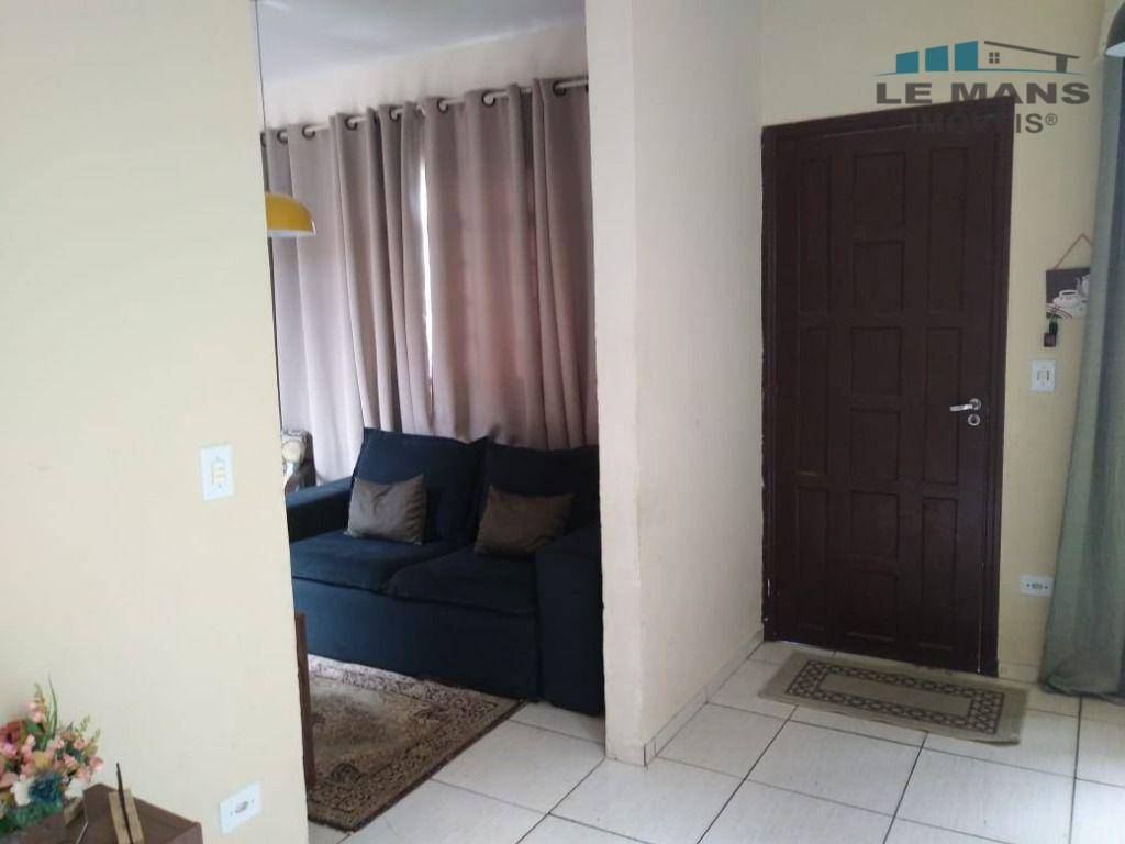 Casa à venda com 2 quartos, 60m² - Foto 6