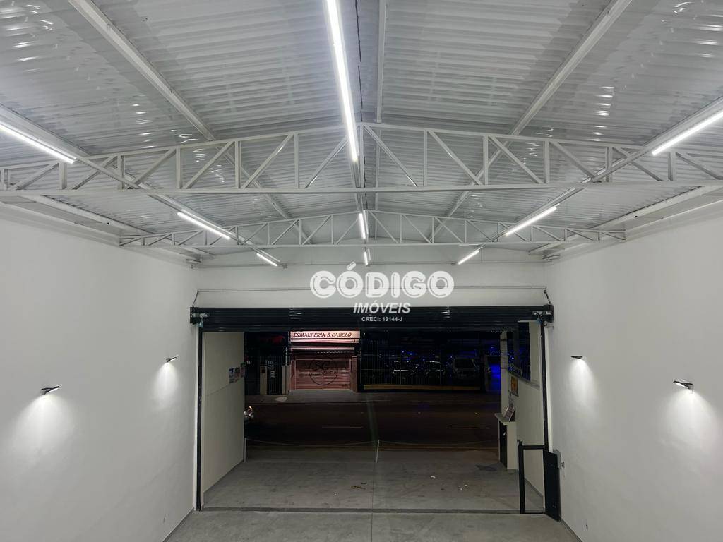 Loja-Salão para alugar, 300m² - Foto 1