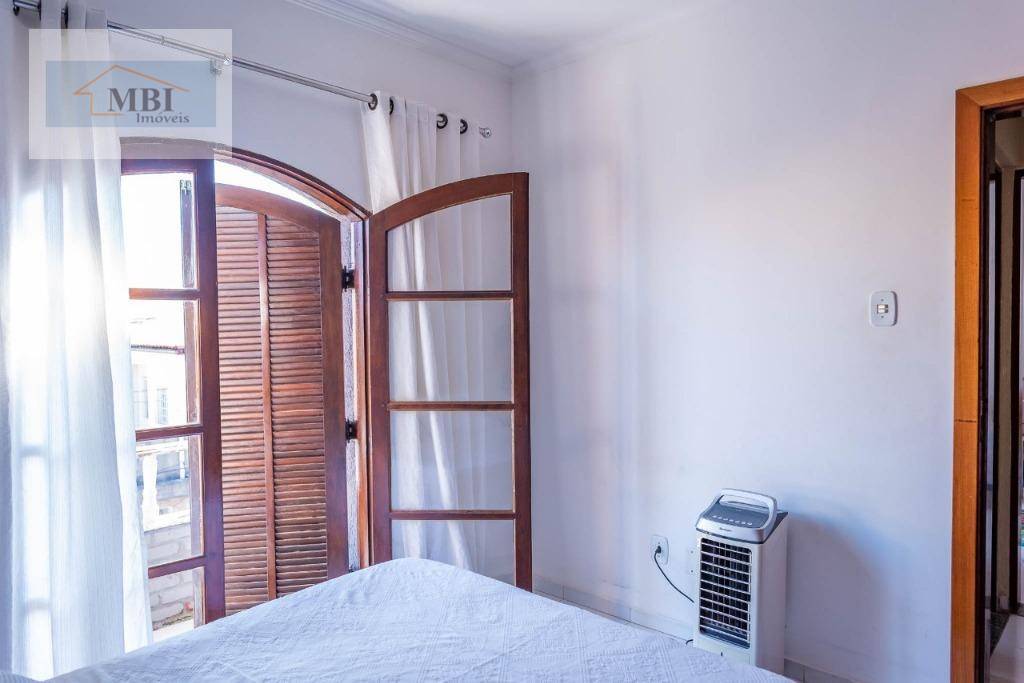 Sobrado à venda com 3 quartos, 360m² - Foto 3