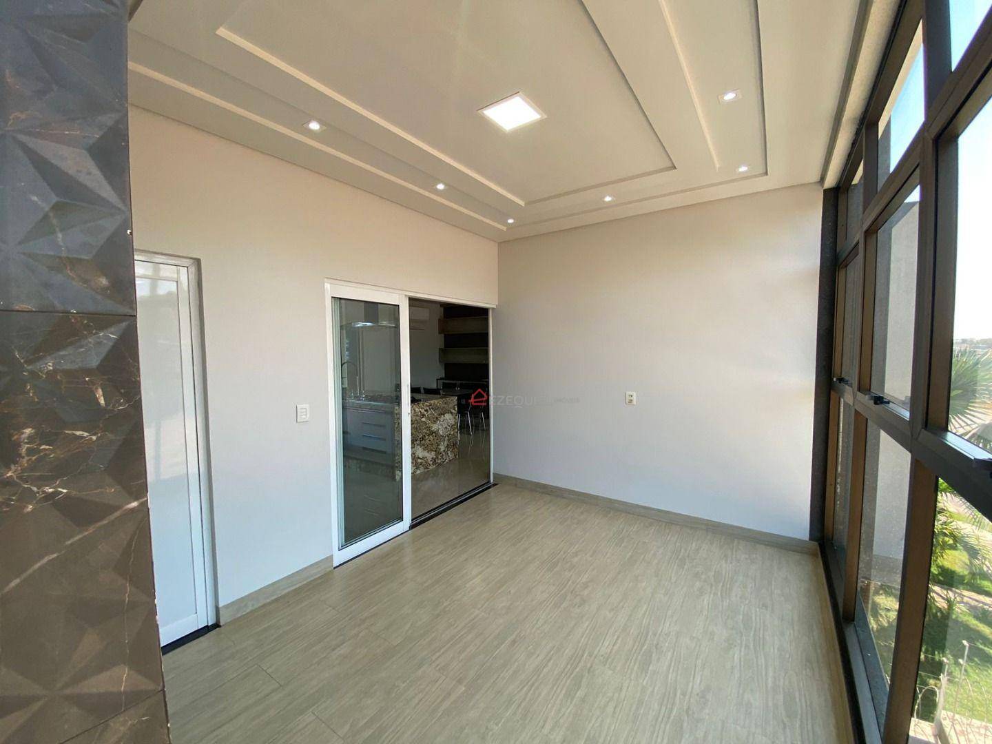 Casa à venda com 3 quartos, 495m² - Foto 9