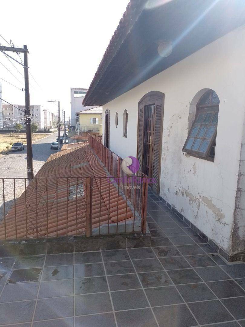 Sobrado à venda com 2 quartos, 168m² - Foto 20