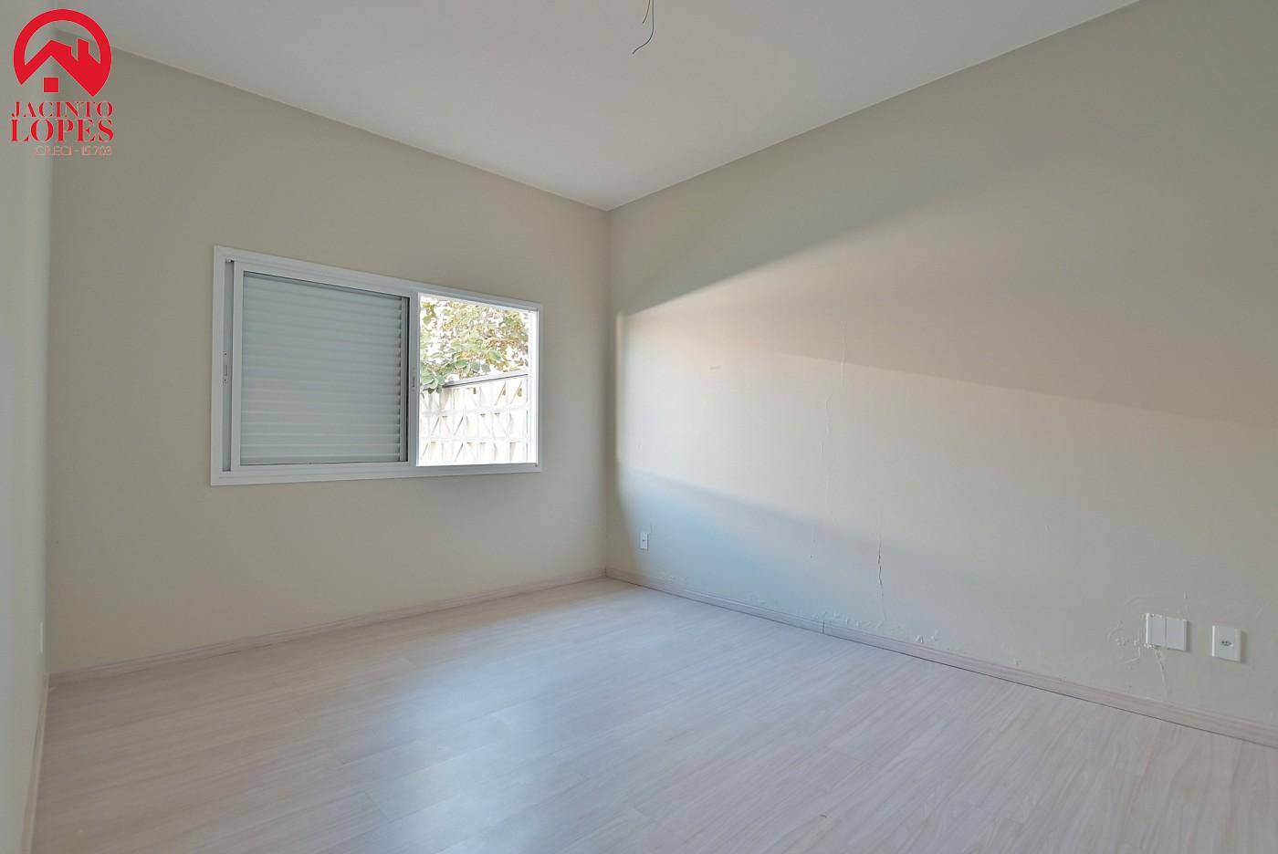 Casa de Condomínio à venda com 4 quartos, 300m² - Foto 31