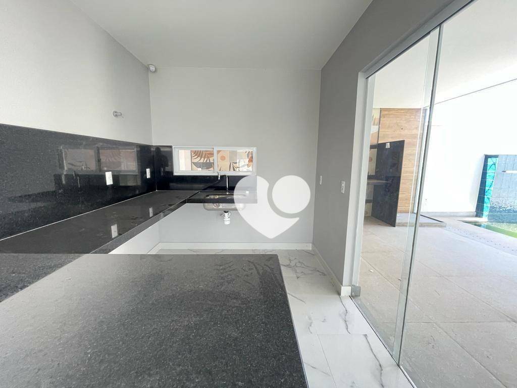 Casa à venda com 3 quartos, 220m² - Foto 17