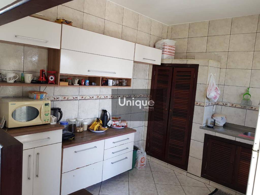 Casa à venda com 4 quartos, 180m² - Foto 10