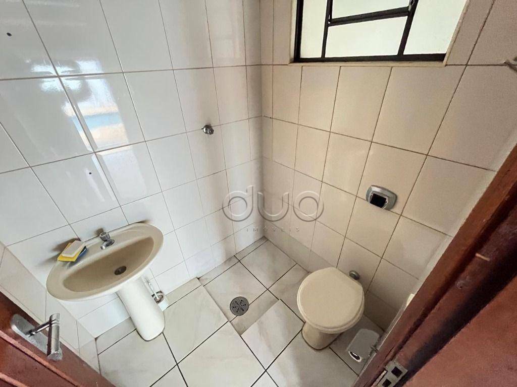 Casa à venda com 3 quartos, 200m² - Foto 32