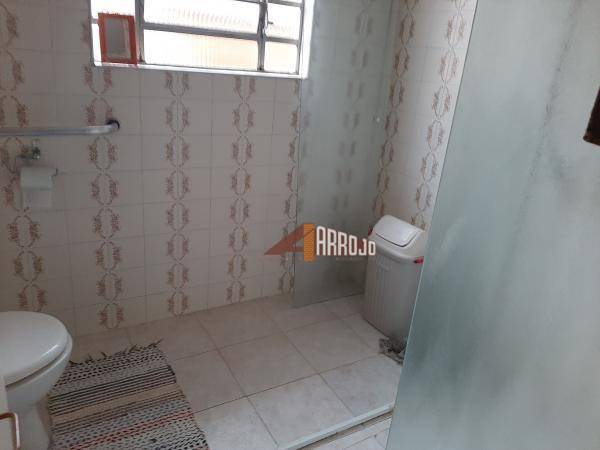 Sobrado à venda com 3 quartos, 194m² - Foto 12