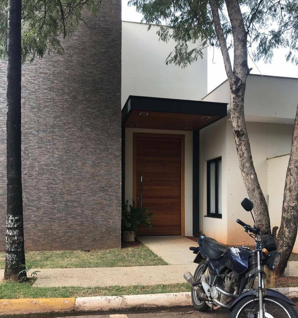 Casa à venda com 3 quartos, 152m² - Foto 2