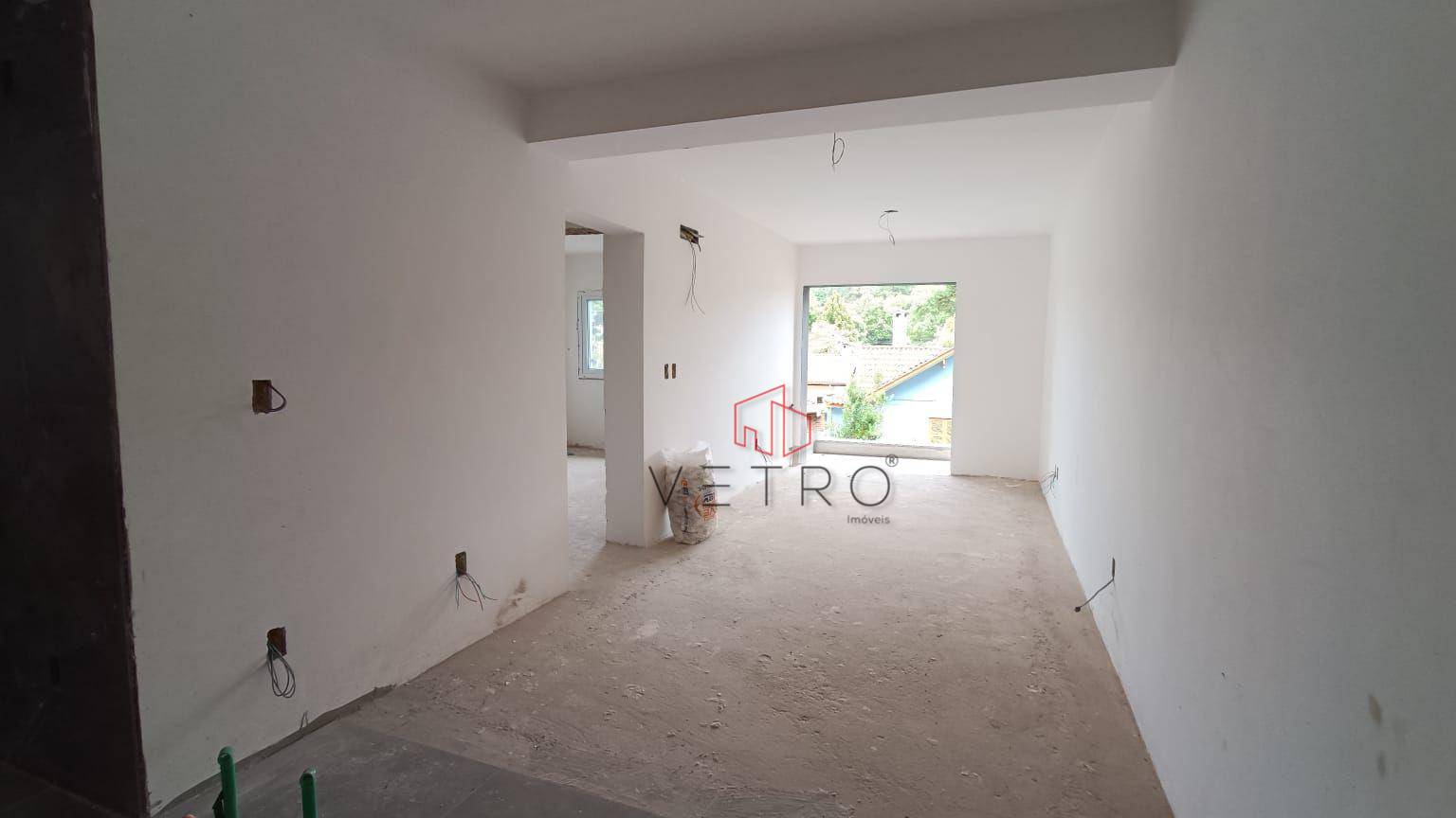 Apartamento à venda com 2 quartos, 79m² - Foto 2