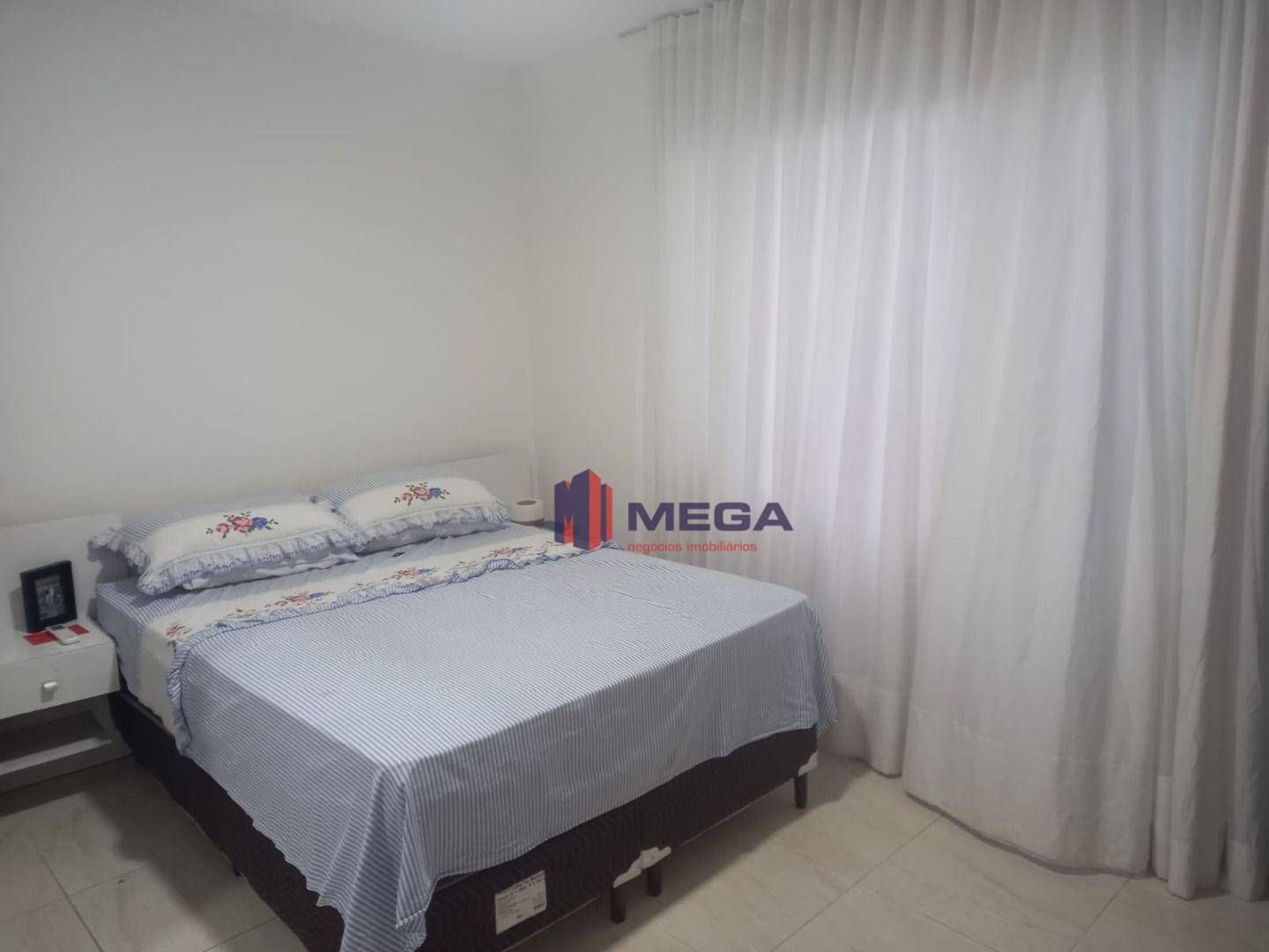 Casa à venda e aluguel com 3 quartos, 150m² - Foto 17