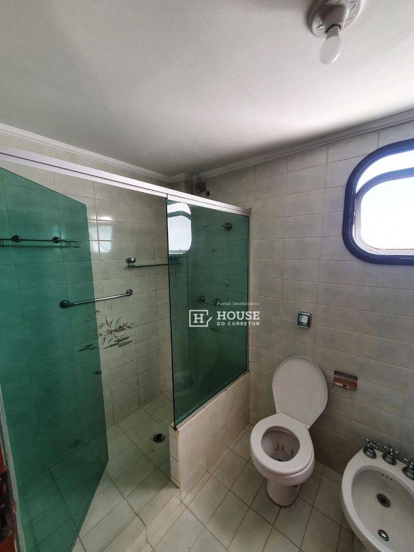 Apartamento à venda com 3 quartos, 189m² - Foto 16