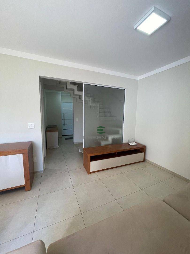 Casa de Condomínio à venda e aluguel com 3 quartos, 140m² - Foto 24