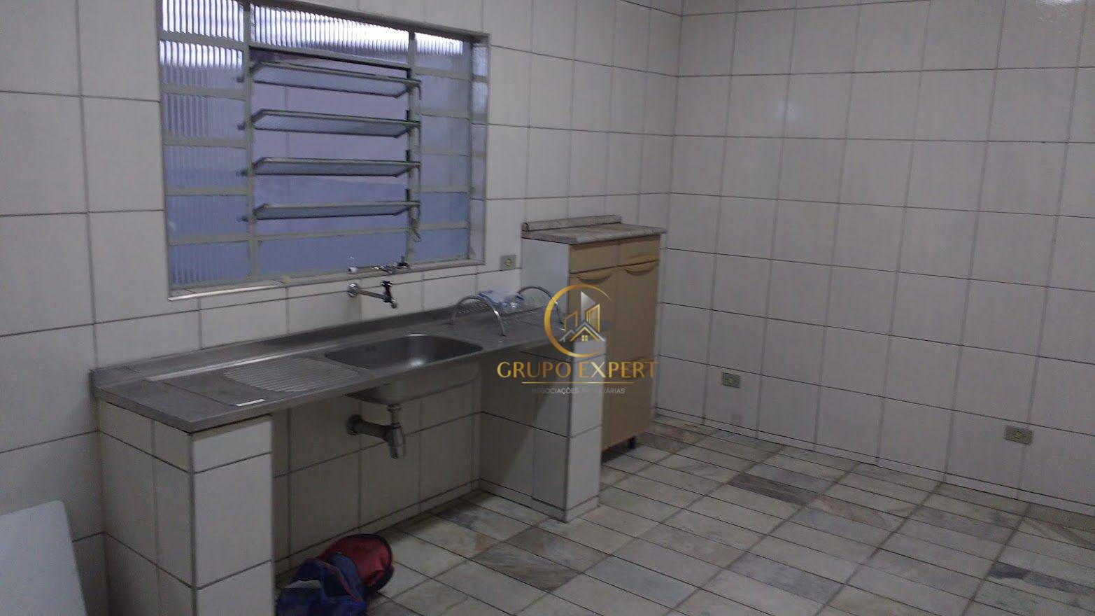 Depósito-Galpão-Armazém para alugar, 750m² - Foto 9