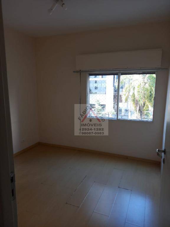 Apartamento à venda com 3 quartos, 80m² - Foto 11