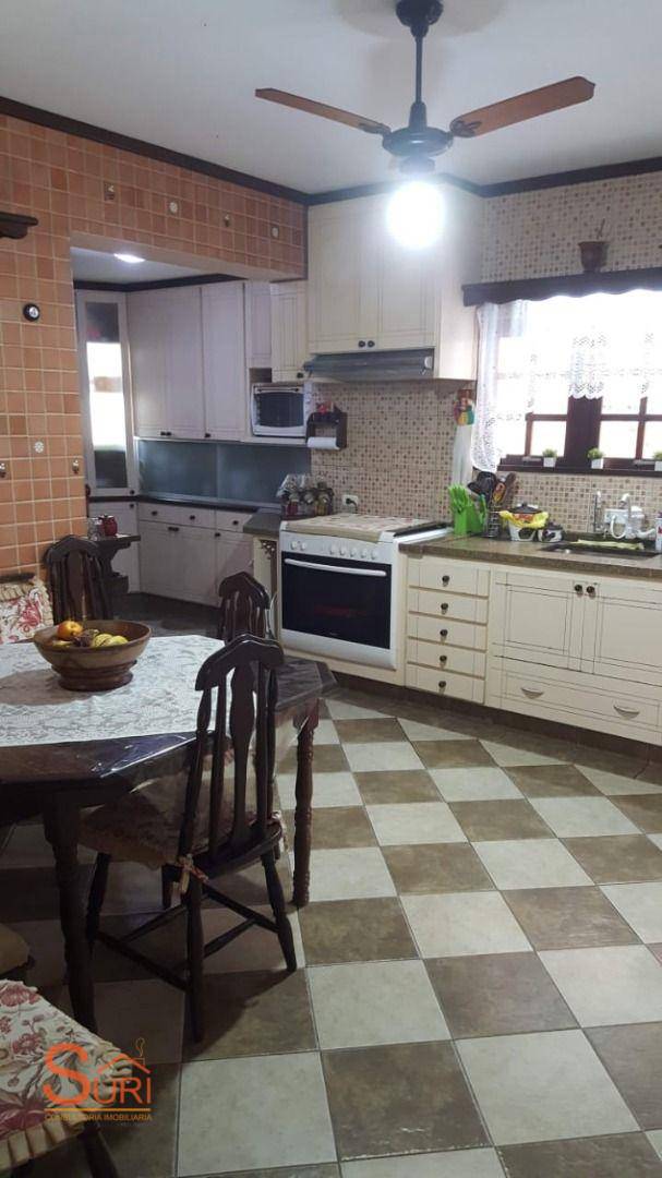 Sobrado à venda com 3 quartos, 214m² - Foto 8