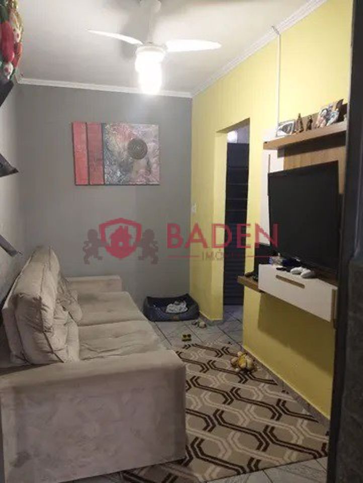 Casa à venda com 3 quartos, 100m² - Foto 2